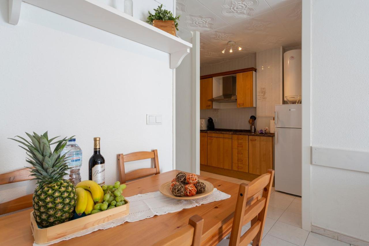 Apt 200 Meters From The Beach Id Бланес Екстериор снимка