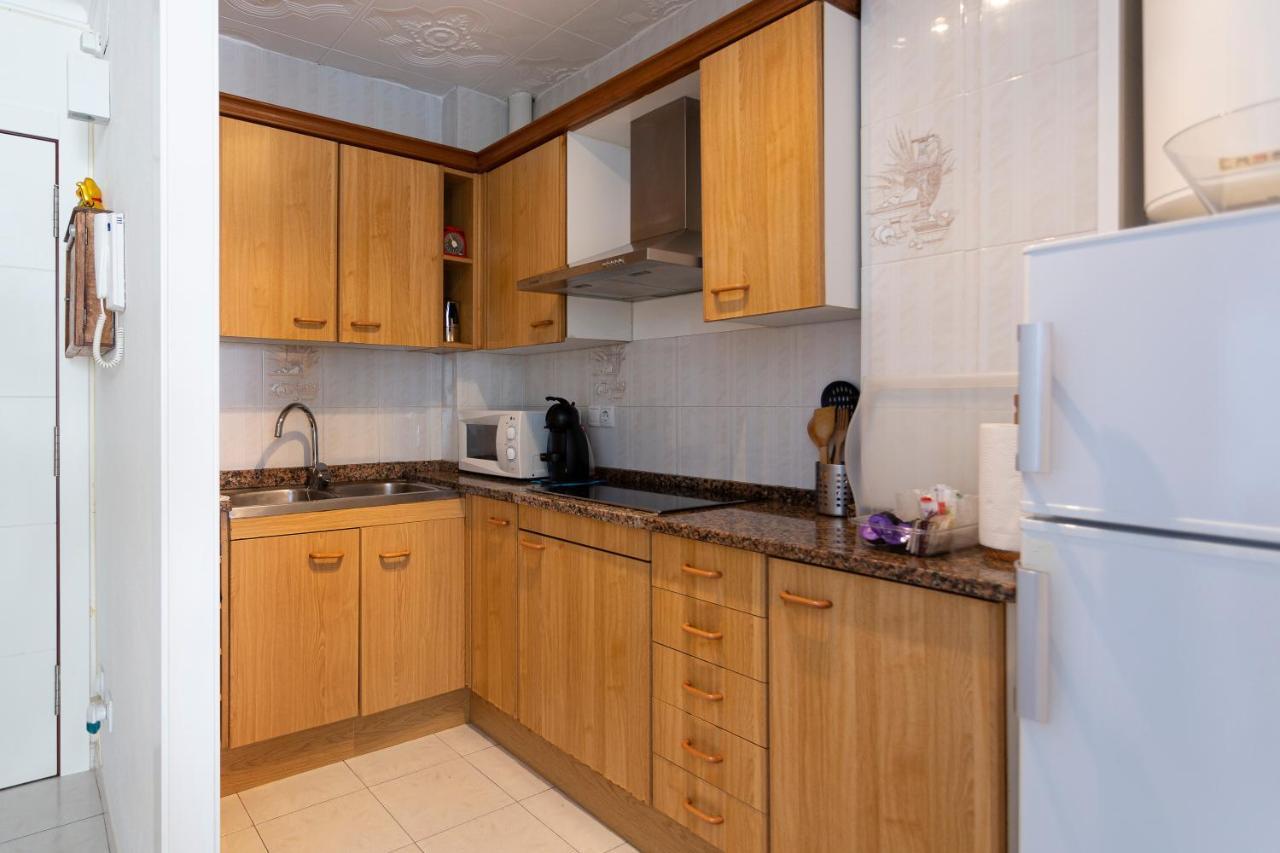 Apt 200 Meters From The Beach Id Бланес Екстериор снимка