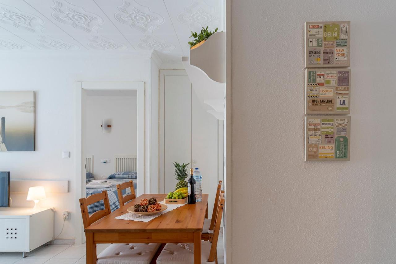 Apt 200 Meters From The Beach Id Бланес Екстериор снимка